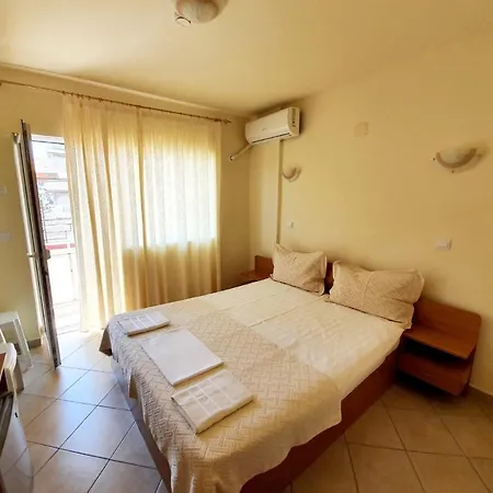 Guest house Casa Soarelui